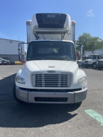 2019 Freightliner Business Class Refrigerated Truck for sale — view 2