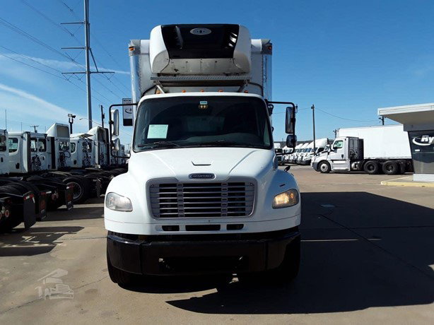 2019 Freightliner Business Class Refrigerated Truck for sale — view 2
