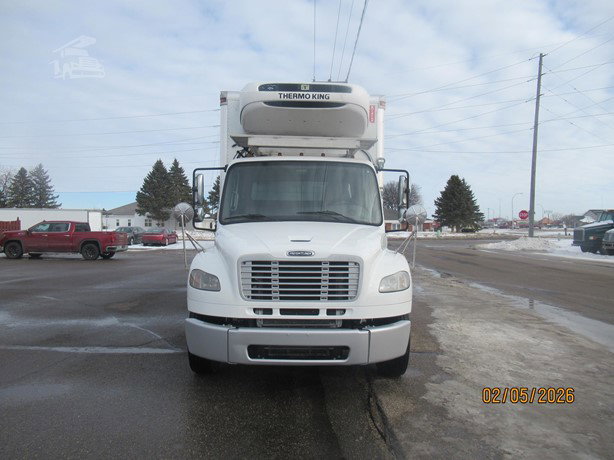 2019 Freightliner Business Class Refrigerated Truck for sale — view 2