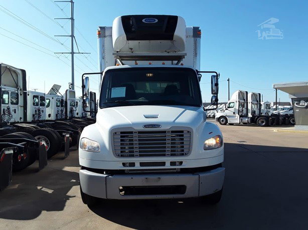 2019 Freightliner Business Class Refrigerated Truck for sale — view 2