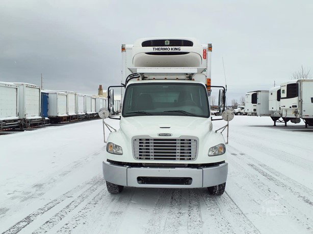 2019 Freightliner Business Class Refrigerated Truck for sale — view 2