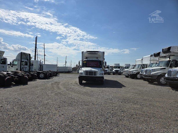 2019 Freightliner Business Class Refrigerated Truck for sale — view 2