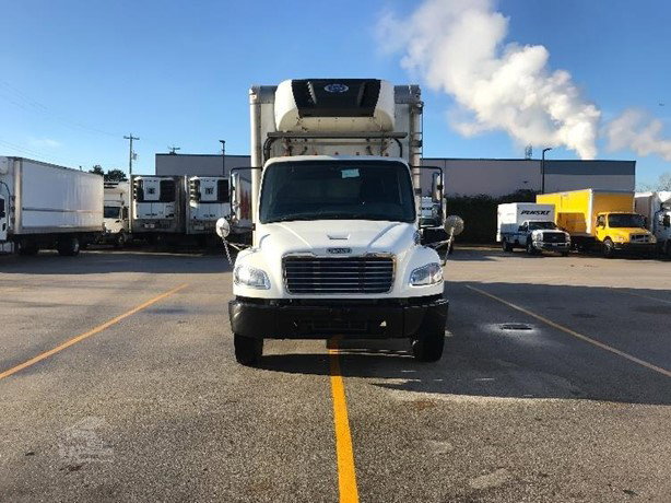 2017 Freightliner Business Class Refrigerated Truck for sale — view 2