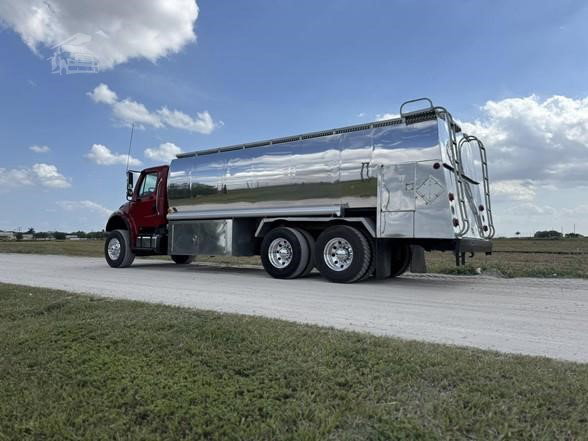 2014 Freightliner Business Class Tanker Truck - Fuel for sale — view 2