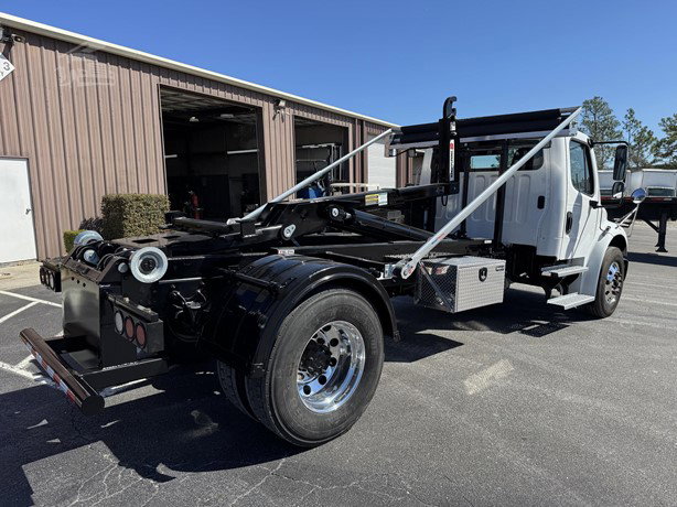 2016 Freightliner Business Class Hook Lift Truck for sale — view 3