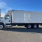 2020 Freightliner Business Class Refrigerated Truck for sale — view 3