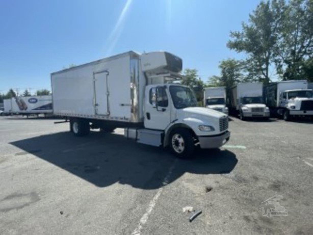 2019 Freightliner Business Class Refrigerated Truck for sale — view 3