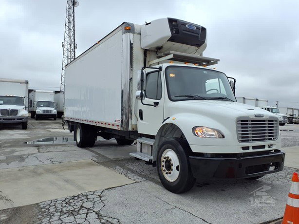 2019 Freightliner Business Class Refrigerated Truck for sale — view 3