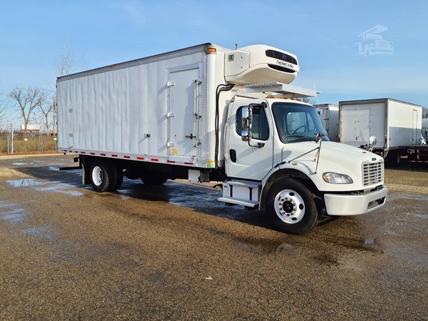 2019 Freightliner Business Class Refrigerated Truck for sale — view 3