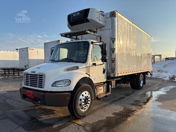 2020 Freightliner Business Class Refrigerated Truck for sale — view 3