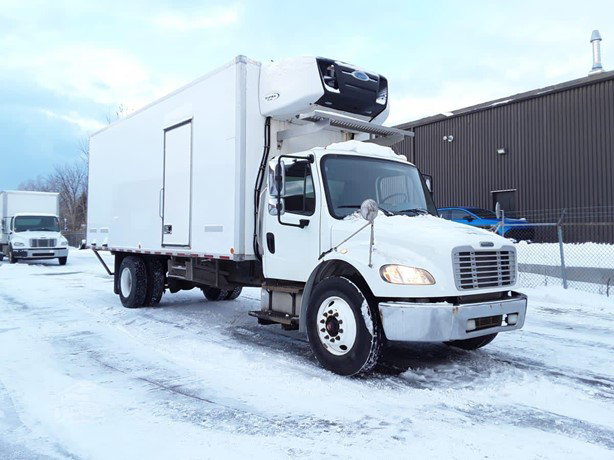 2018 Freightliner Business Class Refrigerated Truck for sale — view 3