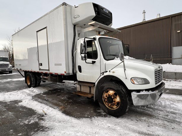 2018 Freightliner Business Class Refrigerated Truck for sale — view 3