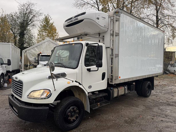 2018 Freightliner Business Class Refrigerated Truck for sale — view 3
