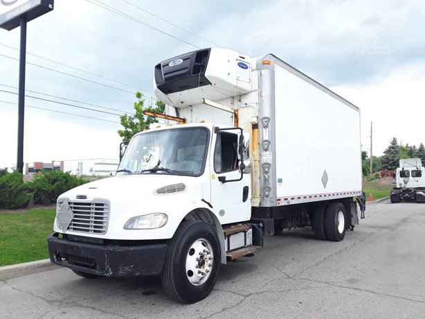 2018 Freightliner Business Class Refrigerated Truck for sale — view 3