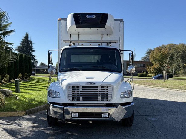 2017 Freightliner Business Class Refrigerated Truck for sale — view 3