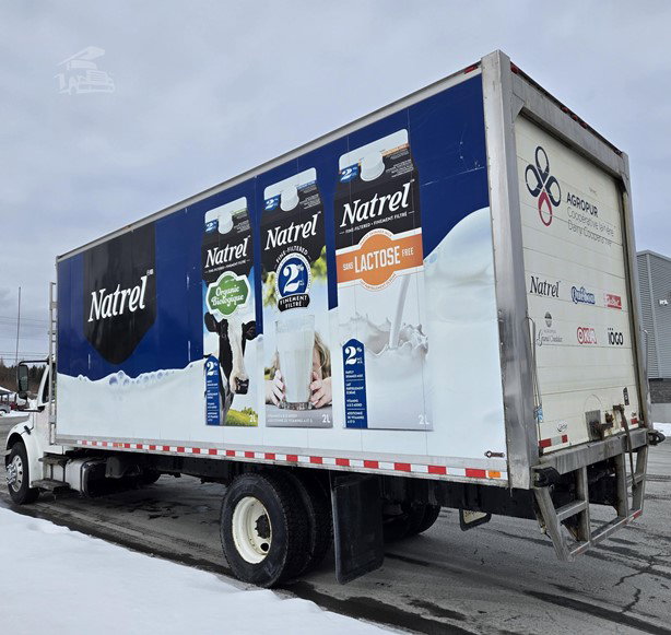 2016 Freightliner Business Class Refrigerated Truck for sale — view 3