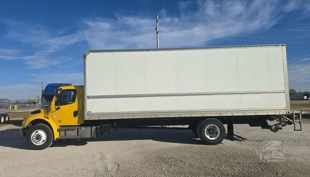 2022 Freightliner Business Class Box Truck for sale — view 4