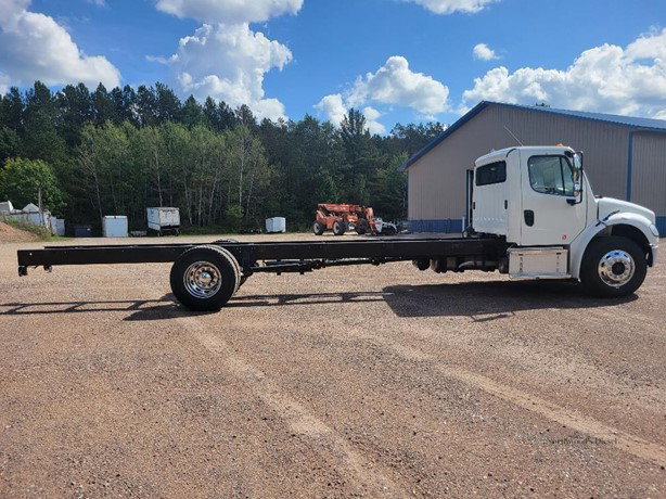 2020 Freightliner Business Class Cab Chassis Truck for sale — view 4
