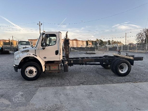 2020 Freightliner Business Class Cab Chassis Truck for sale — view 4