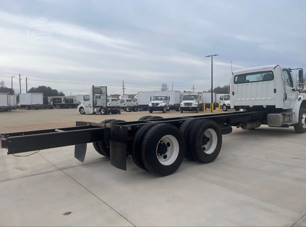 2019 Freightliner Business Class Cab Chassis Truck for sale — view 4