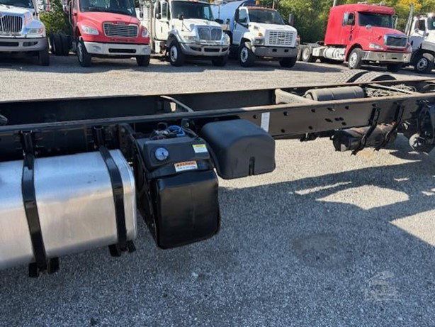 2019 Freightliner Business Class Cab Chassis Truck for sale — view 4