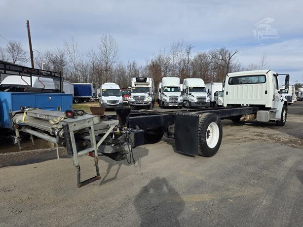2019 Freightliner Business Class Cab Chassis Truck for sale — view 4