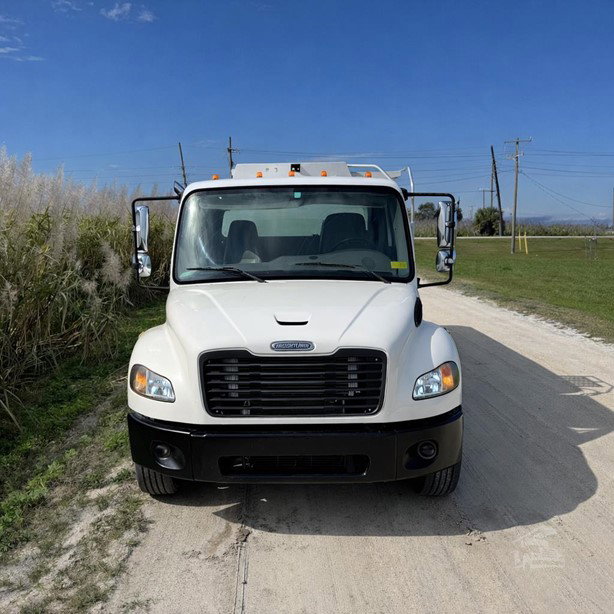 2006 Freightliner Business Class Tanker Truck - Fuel for sale — view 4