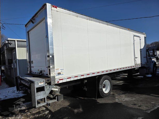 2019 Freightliner Business Class Refrigerated Truck for sale — view 4