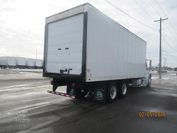 2019 Freightliner Business Class Refrigerated Truck for sale — view 4