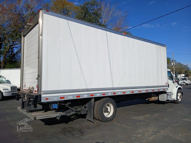 2019 Freightliner Business Class Refrigerated Truck for sale — view 4