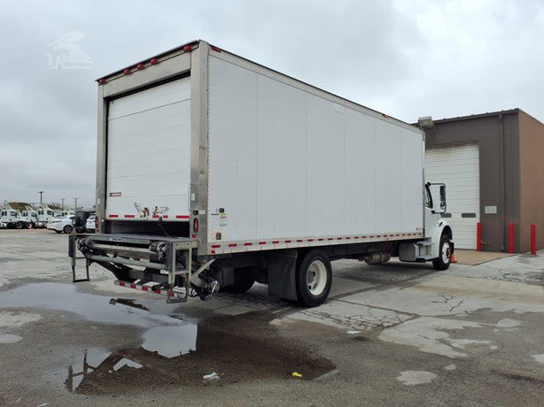 2019 Freightliner Business Class Refrigerated Truck for sale — view 4