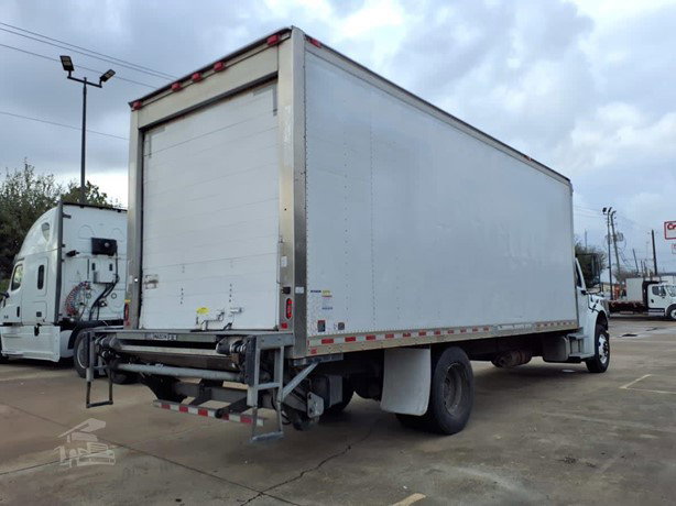 2019 Freightliner Business Class Refrigerated Truck for sale — view 4