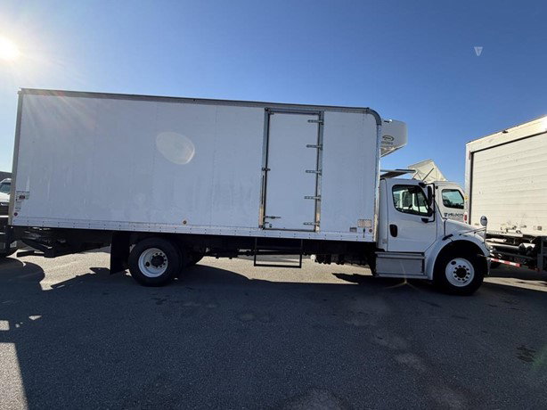 2019 Freightliner Business Class Refrigerated Truck for sale — view 4