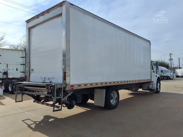 2019 Freightliner Business Class Refrigerated Truck for sale — view 4