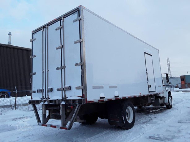2018 Freightliner Business Class Refrigerated Truck for sale — view 4