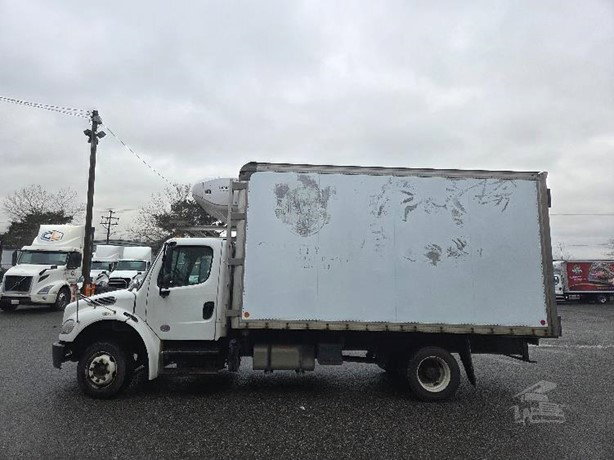 2018 Freightliner Business Class Refrigerated Truck for sale — view 4