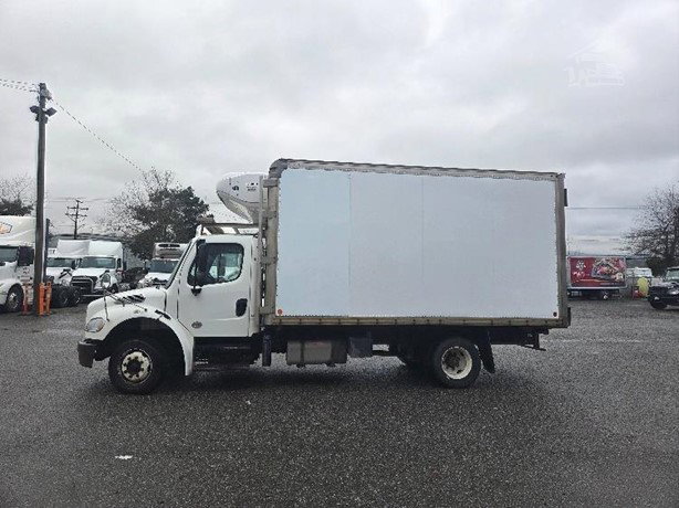 2018 Freightliner Business Class Refrigerated Truck for sale — view 4