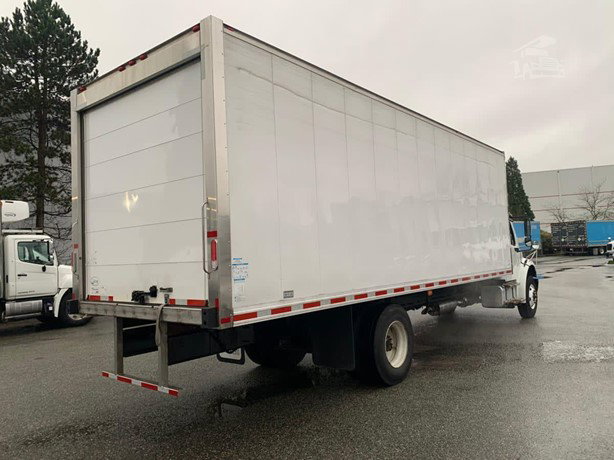2017 Freightliner Business Class Refrigerated Truck for sale — view 4