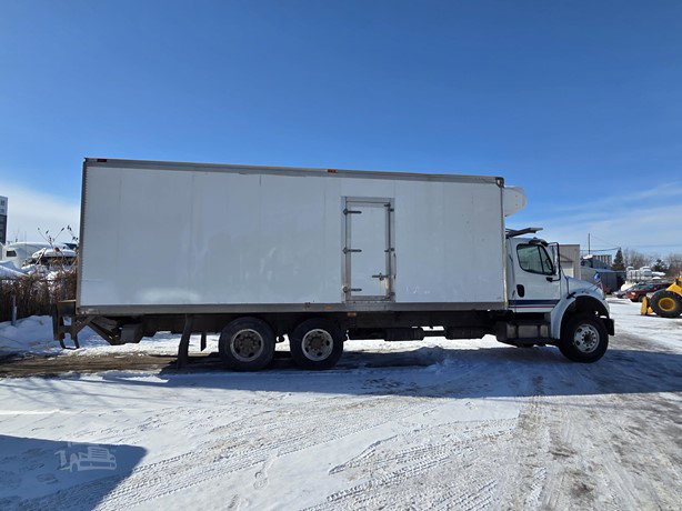 2014 Freightliner Business Class Refrigerated Truck for sale — view 4