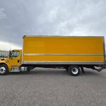 2022 Freightliner Business Class Box Truck for sale — view 4