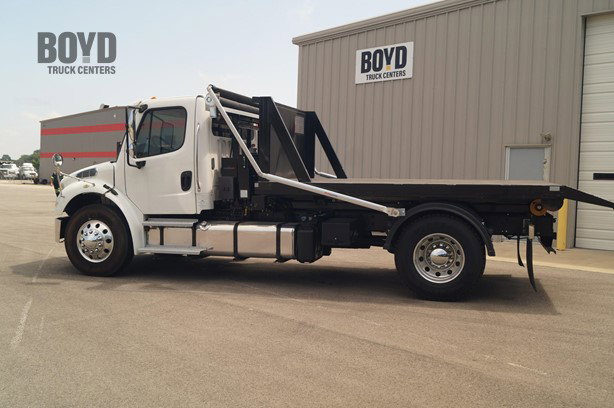2016 Freightliner Business Class Hook Lift Truck for sale — view 5