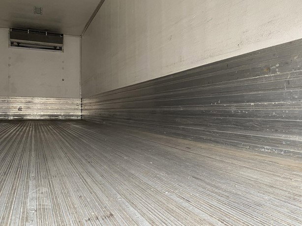 2019 Freightliner Business Class Refrigerated Truck for sale — view 5