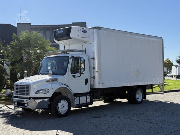 2017 Freightliner Business Class Refrigerated Truck for sale — view 5