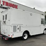 2014 Freightliner MT45 Van - Step for sale — view 3
