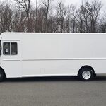 2008 Freightliner MT45 Van - Step for sale — view 3