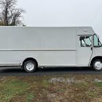 2008 Freightliner MT45 Van - Step for sale — view 3