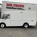 2014 Freightliner MT45 Van - Step for sale — view 5
