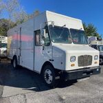 2017 Freightliner MT55 Van - Step for sale — view 3