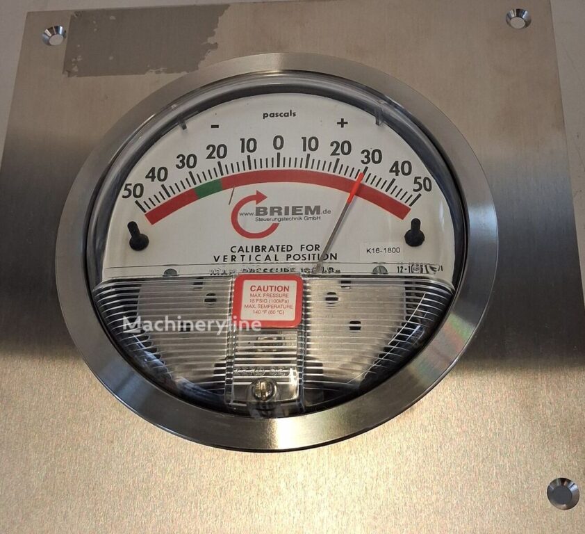 G. BRIEM Messtechnik Differenzdruckanzeiger, vertikal kalibriert Laboratory Equipment for sale
