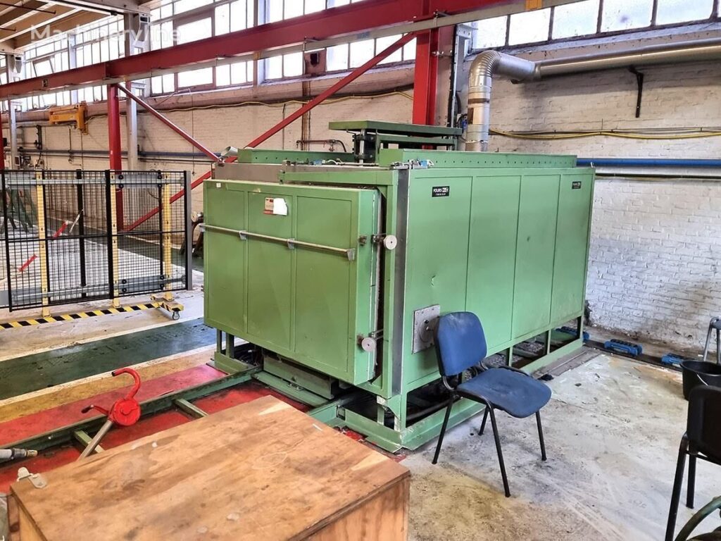 H&C Fours 400° C Laboratory Equipment for sale